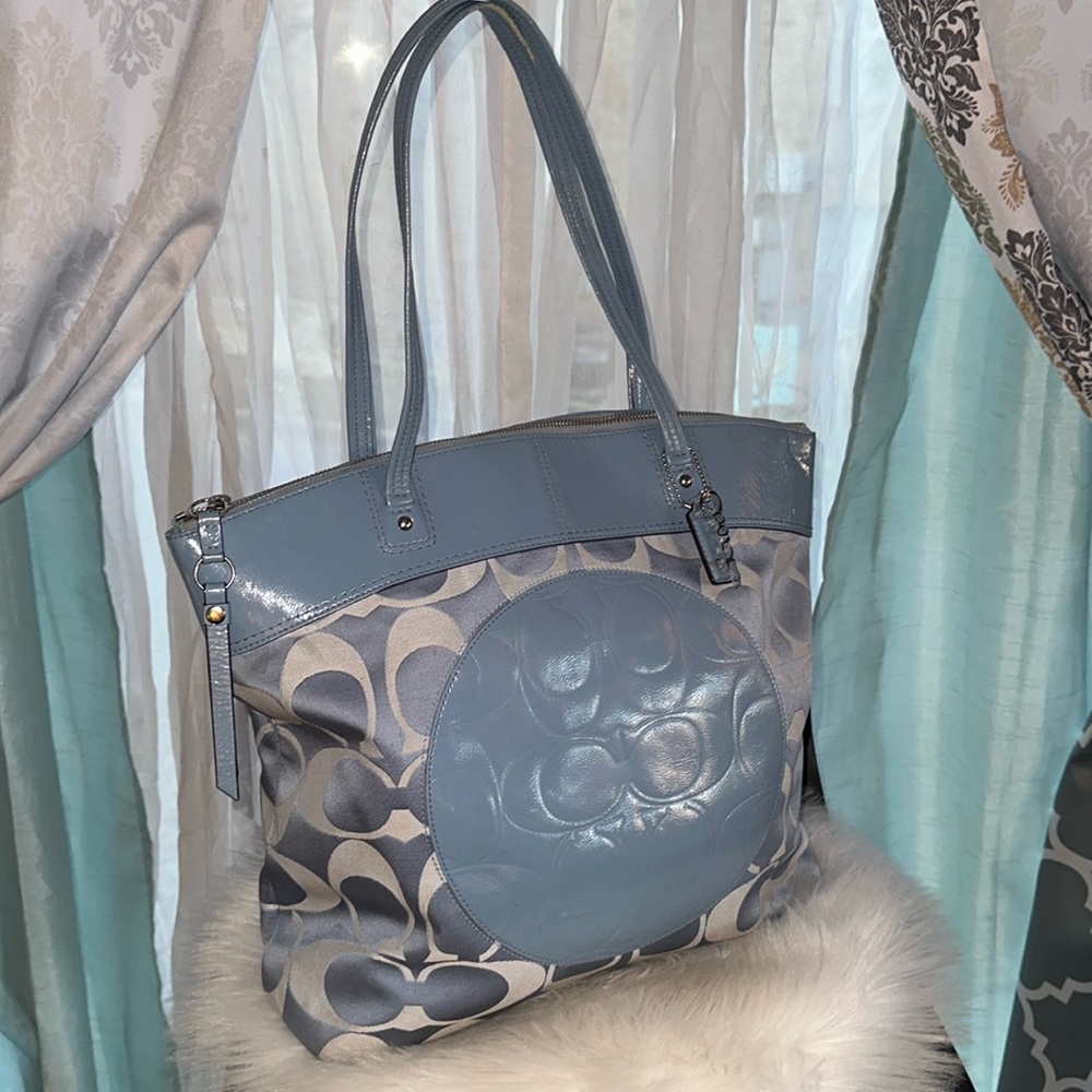 Coach Vintage Signature Laura Large Tote Bag Silver Blue with 2 Hang Tags